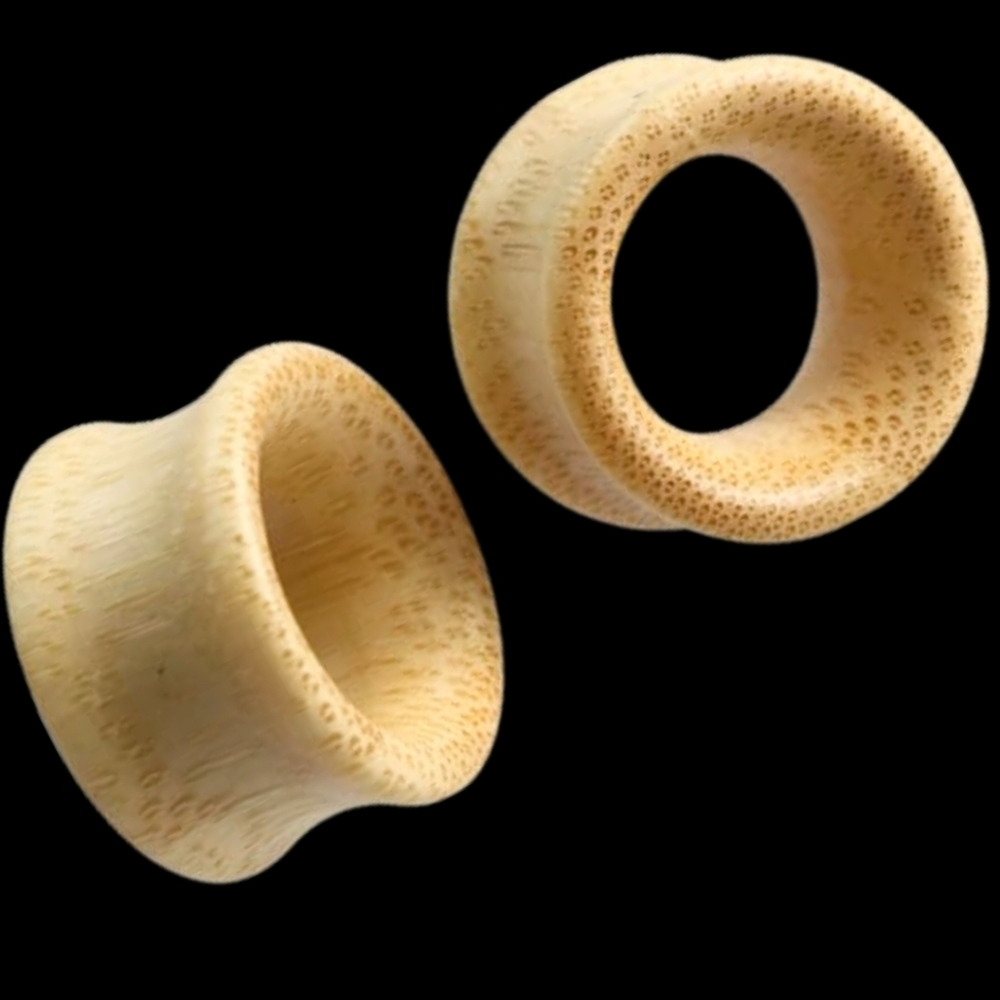⭐NWT Boho Hand Carved Bamboo Wood 2g Tunnel Plugs